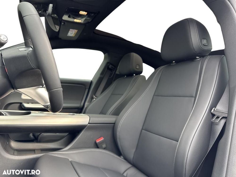 Mercedes-Benz CLA 250+ Coupe - 13