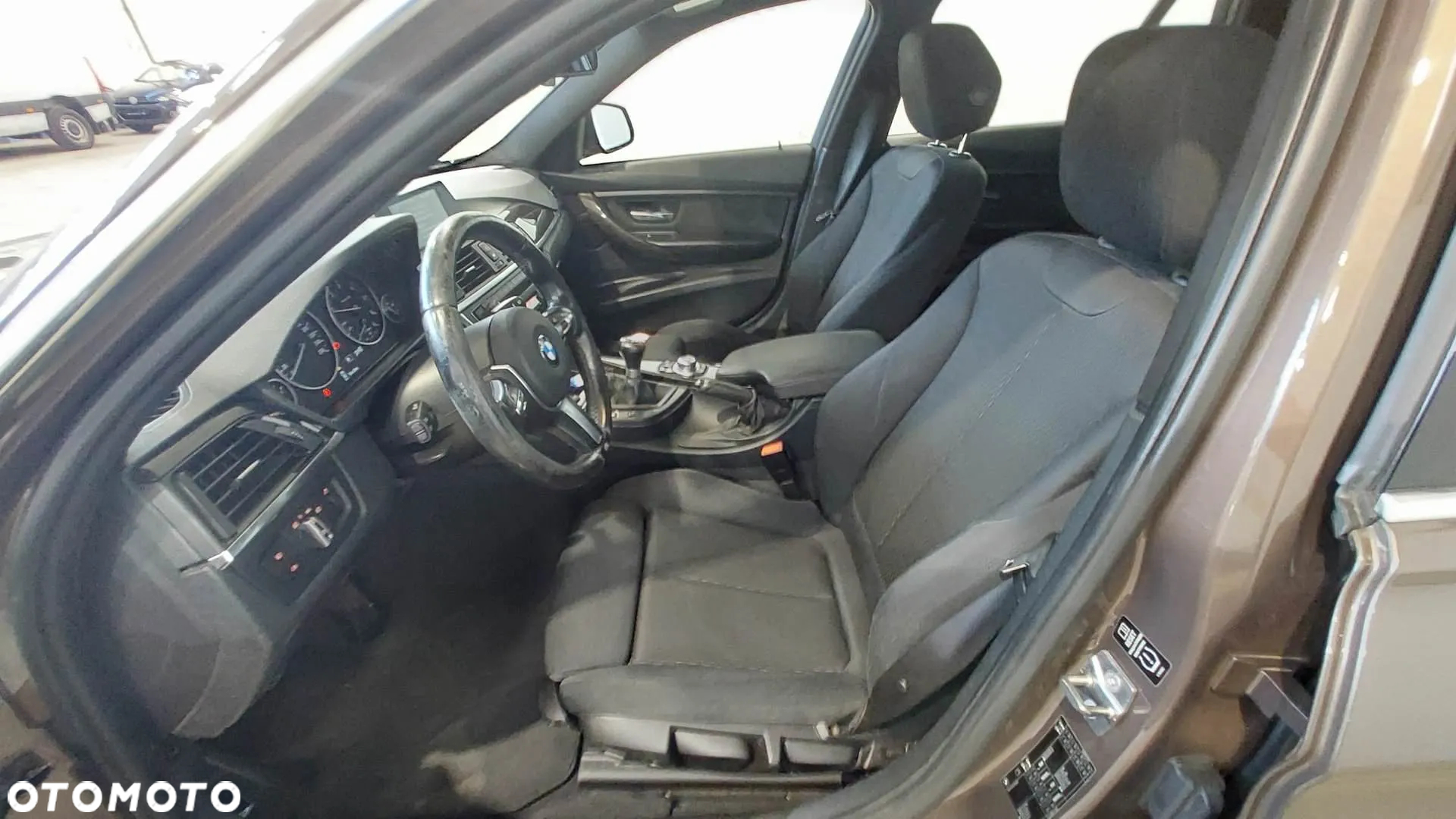 BMW Seria 3 320d Touring Luxury Line - 3