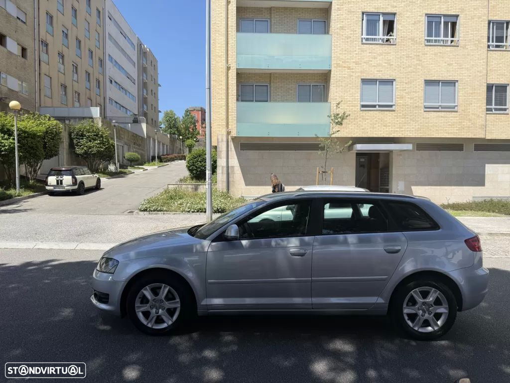 Audi A3 Sportback 2.0 TDI Advance - 8