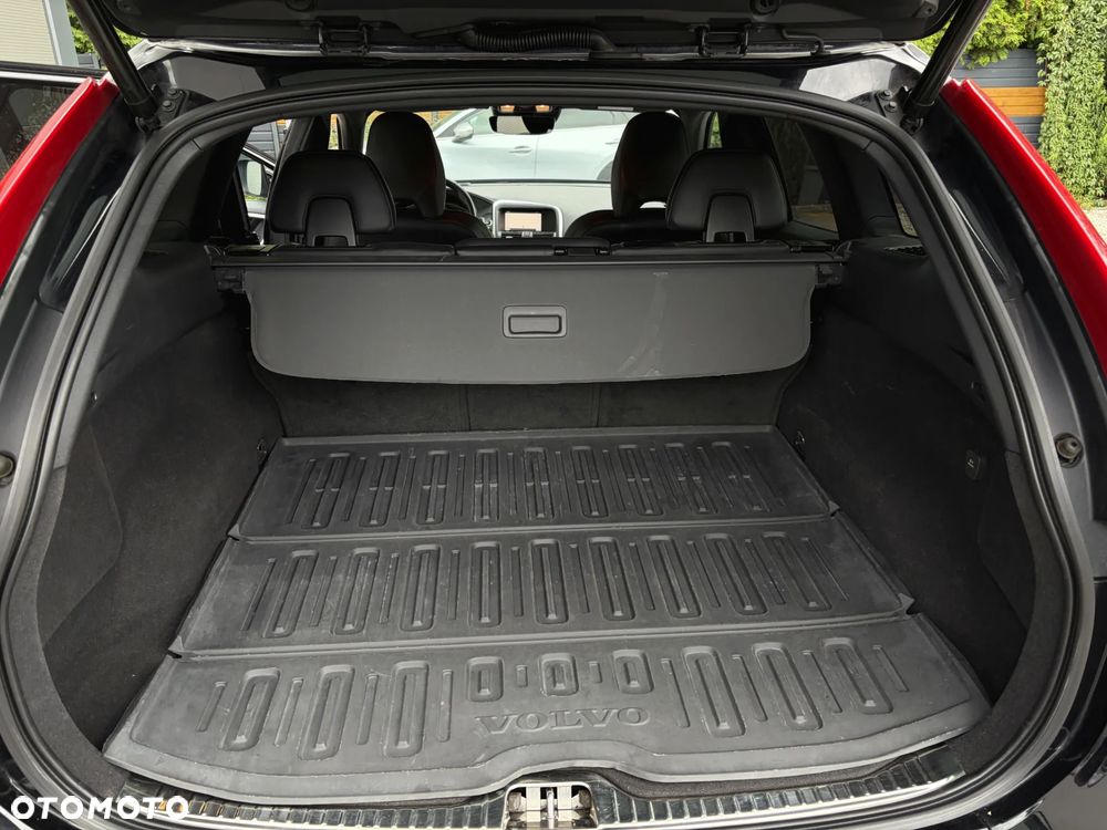 Volvo XC 60 D4 Geartronic Summum - 36