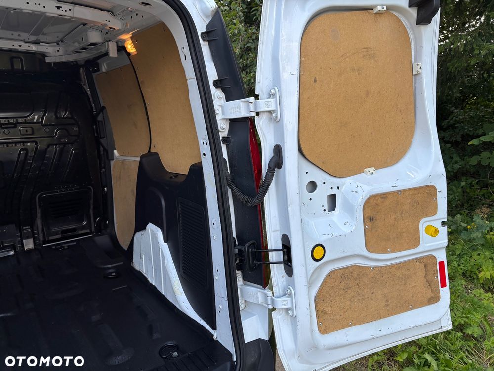 Ford Connect - 22