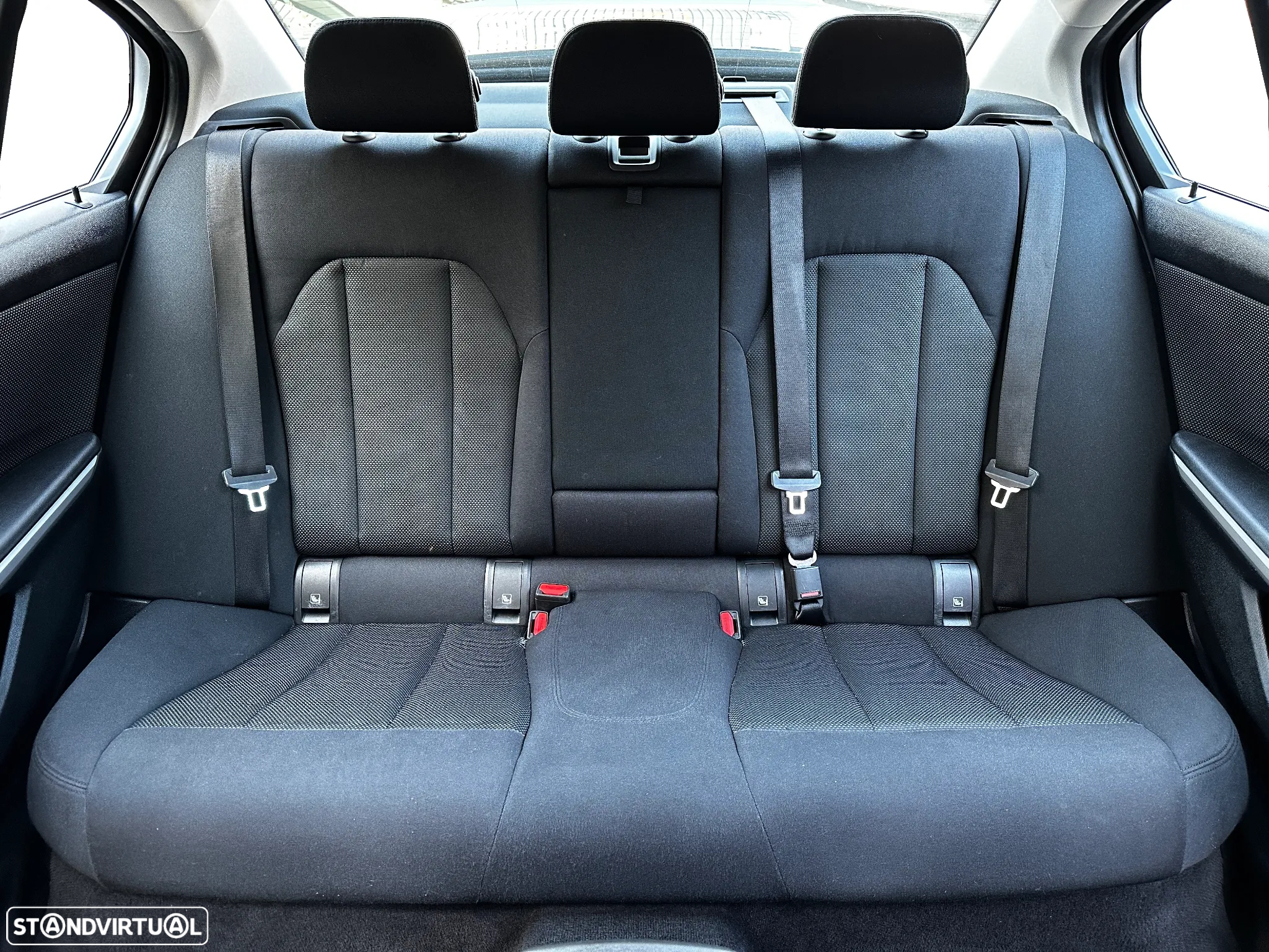 BMW 330 e Corporate Edition Auto - 42