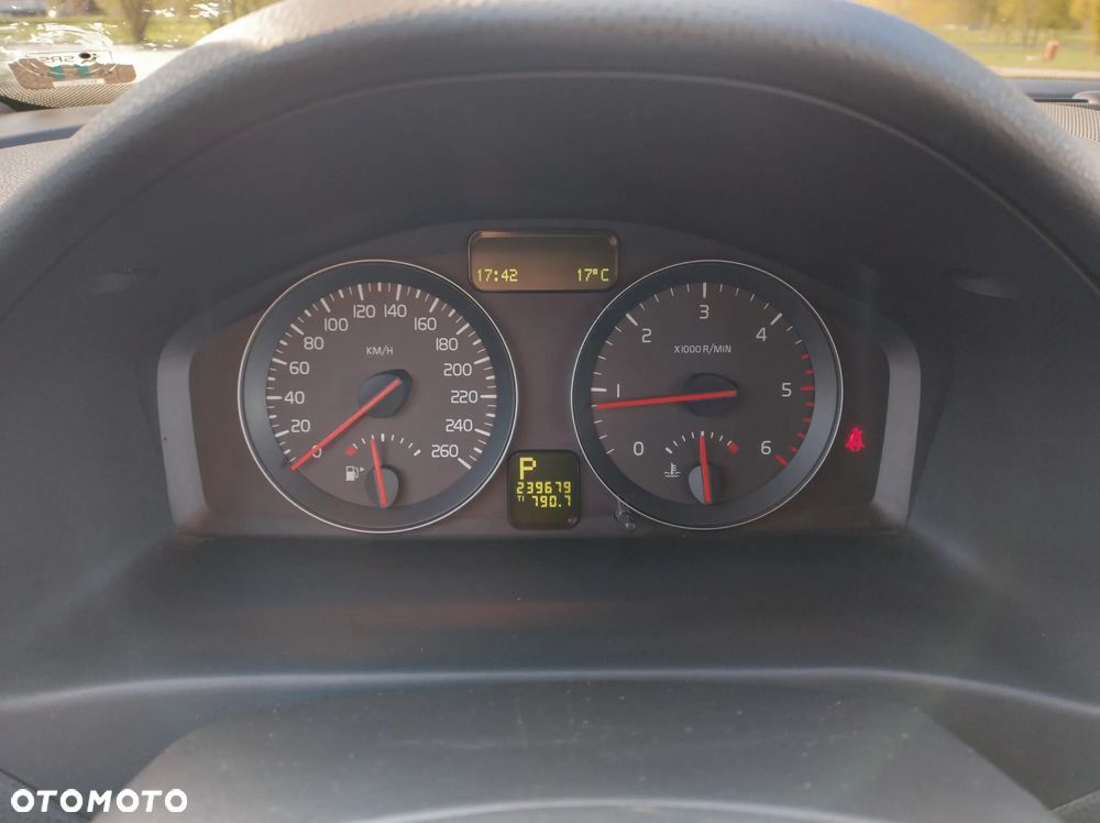 Volvo V50 - 12