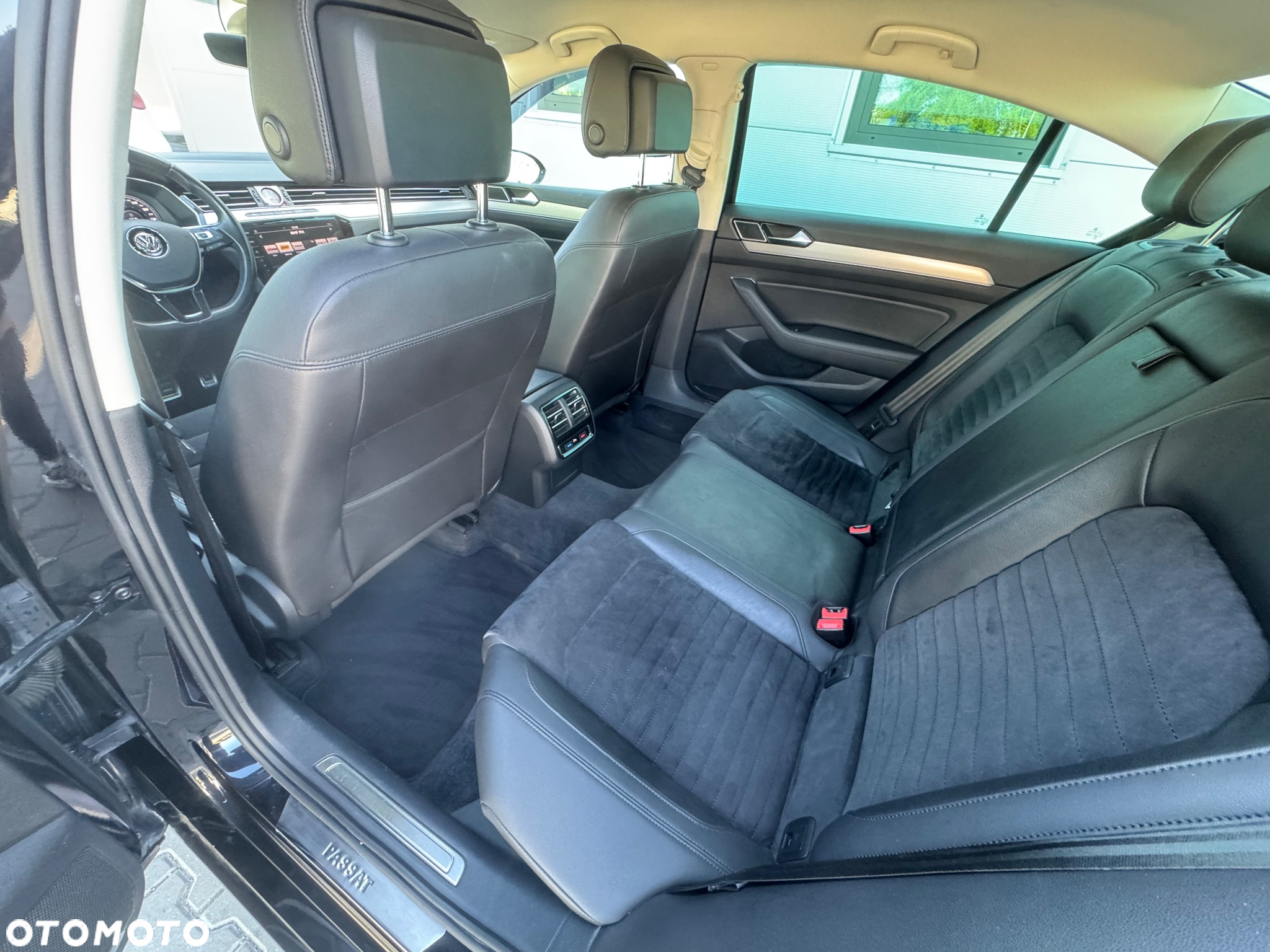 Volkswagen Passat 1.8 TSI BMT Highline DSG - 35
