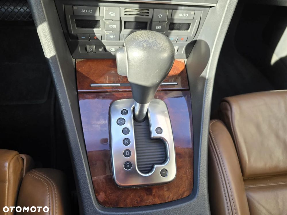 Audi A4 Avant 3.2 FSI Quattro Tiptr - 36