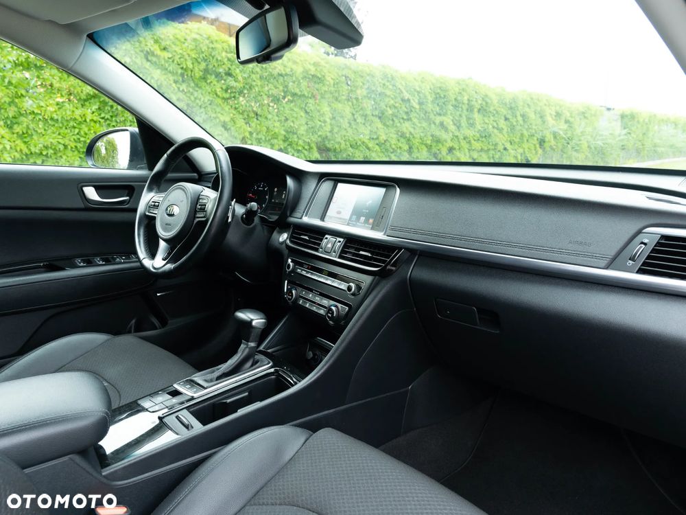 Kia Optima 1.7 CRDI XL DCT - 21