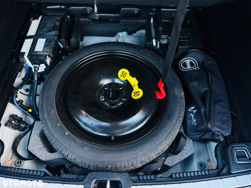 Volvo XC 60 B4 D AWD Geartronic Momentum Pro - 20