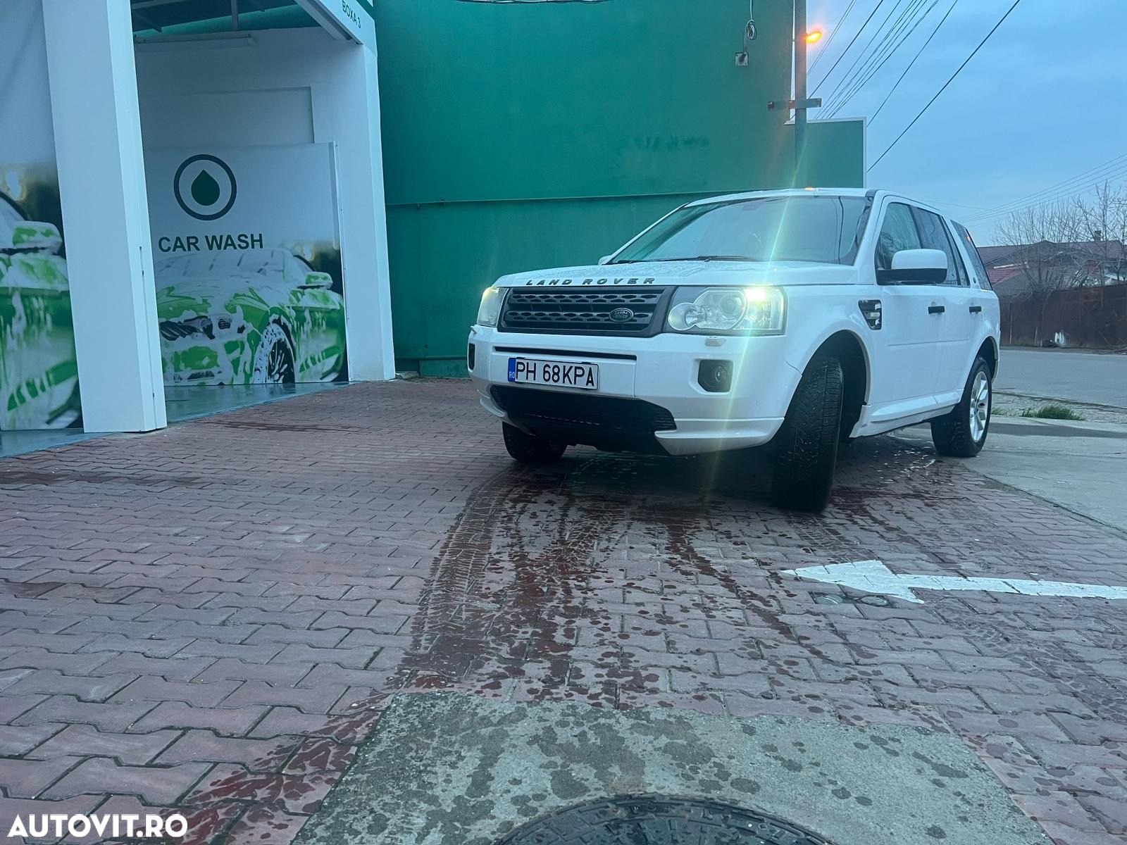 Land Rover Freelander 2 2.2L TD4 S - 1