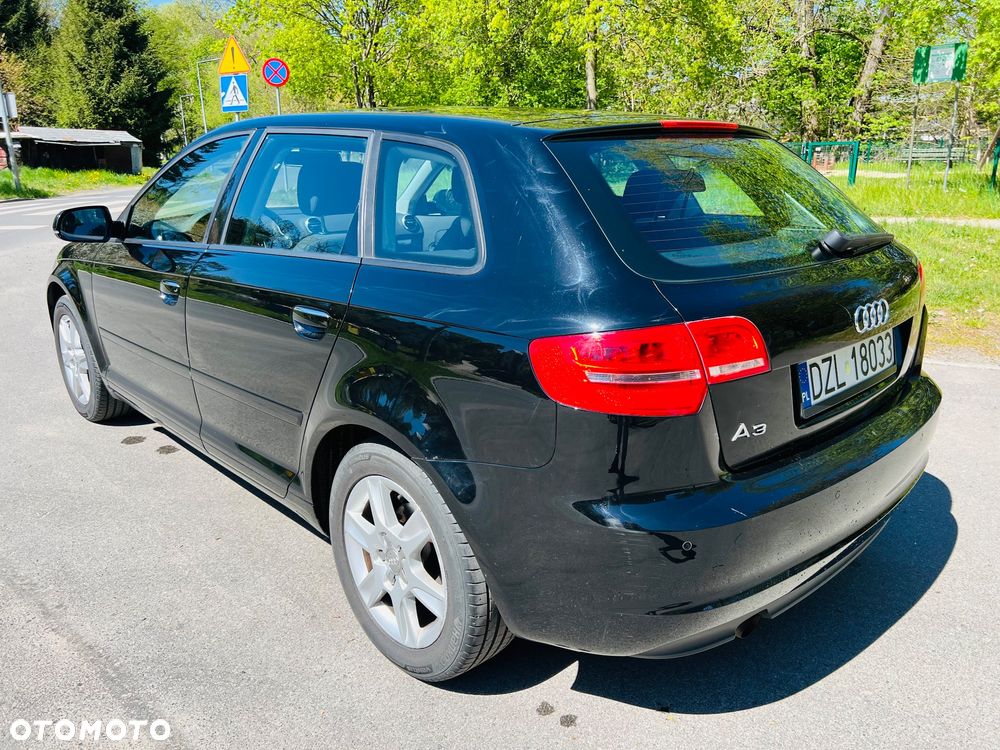 Audi A3 Sportback 1.6 Ambiente - 6