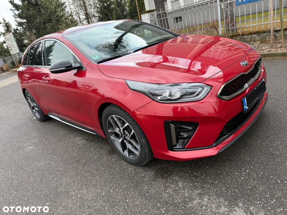Kia ProCeed - 10