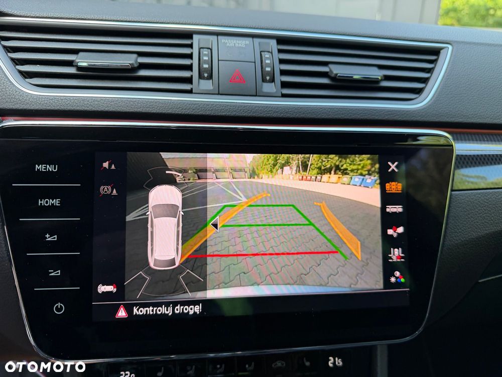 Skoda Superb 2.0 TDI DSG Sportline - 26