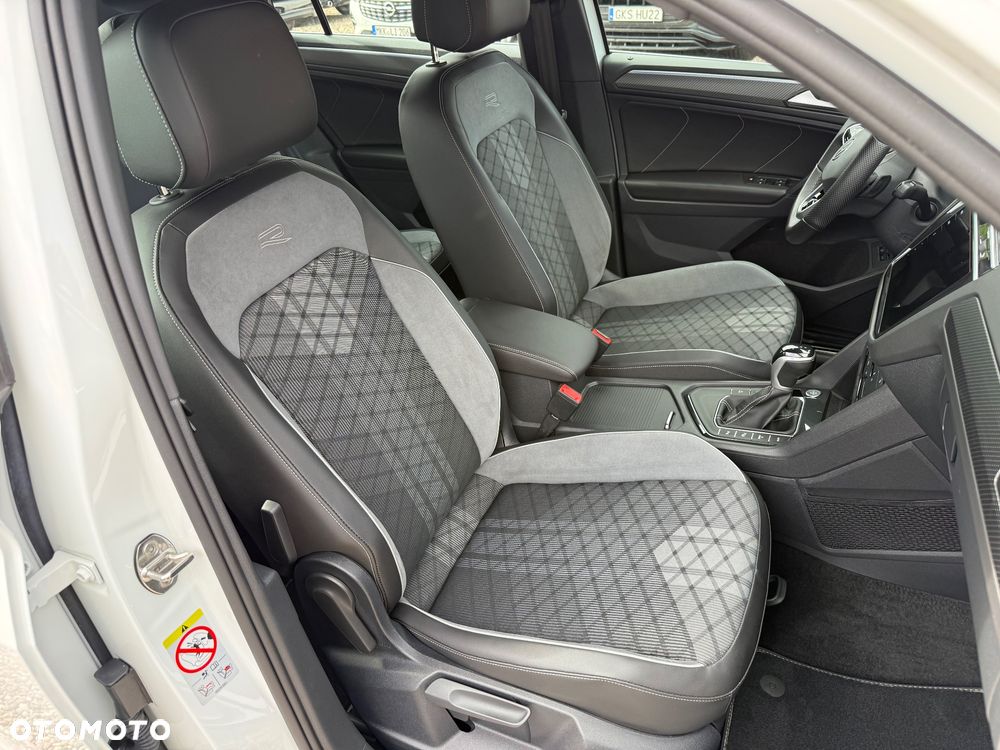 Volkswagen Tiguan 1.4 eHybrid OPF DSG R-Line - 31