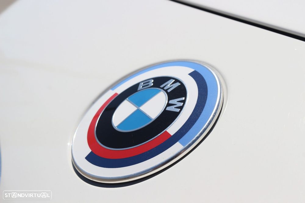 BMW X2 16 d sDrive Auto Pack 50 anos M - 15
