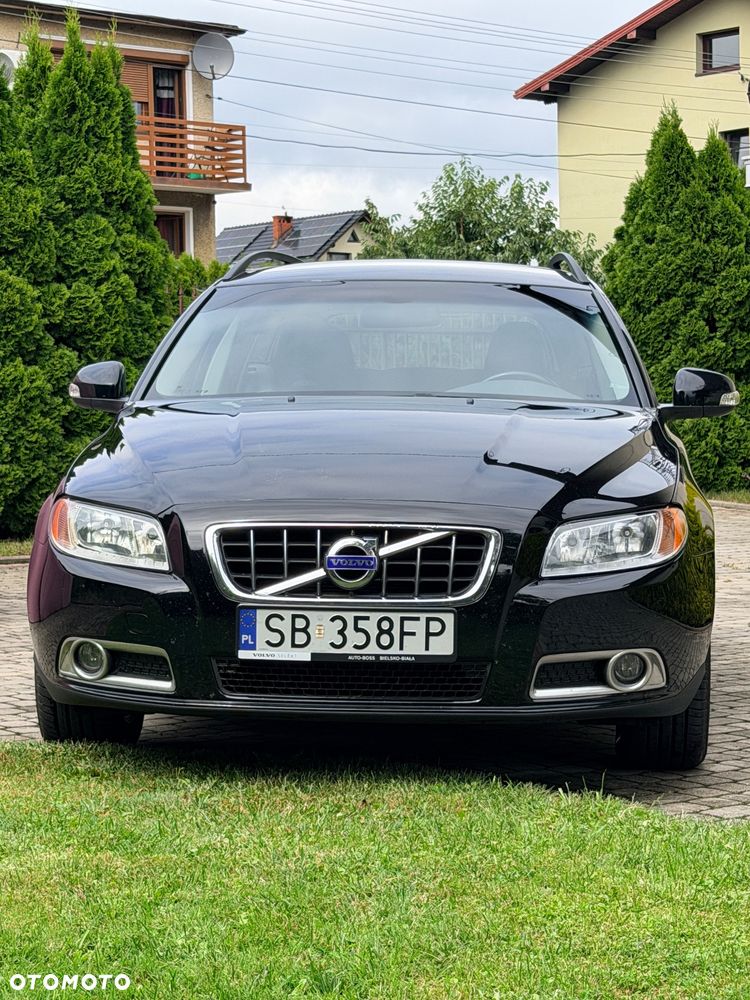Volvo V70 2.0D Momentum - 1