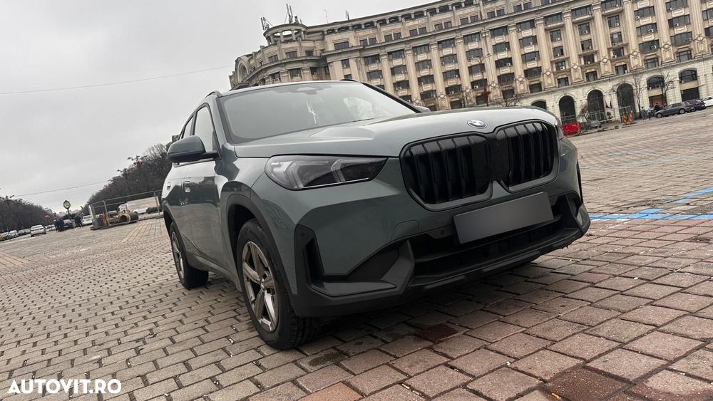 BMW X1 sDrive18d AT - 1