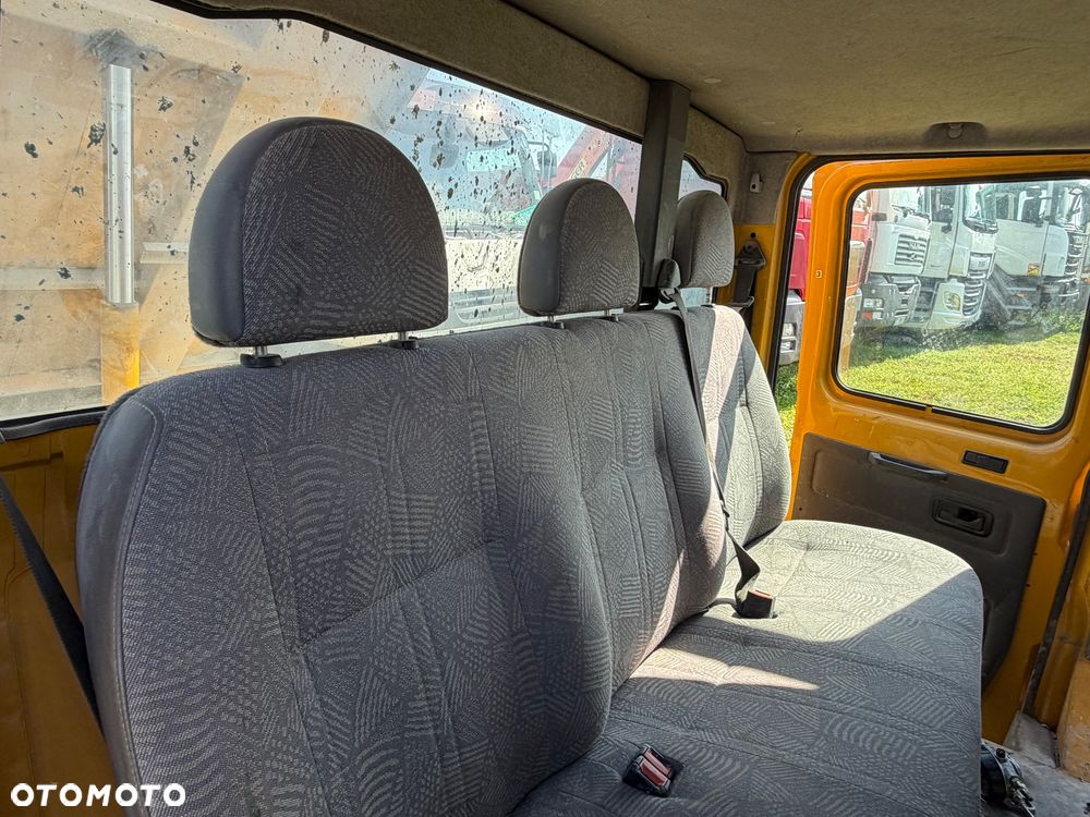 Ford Transit - 19