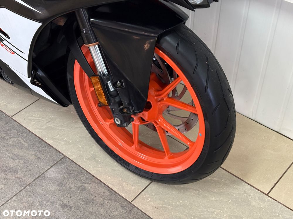 KTM RC 390 - 12