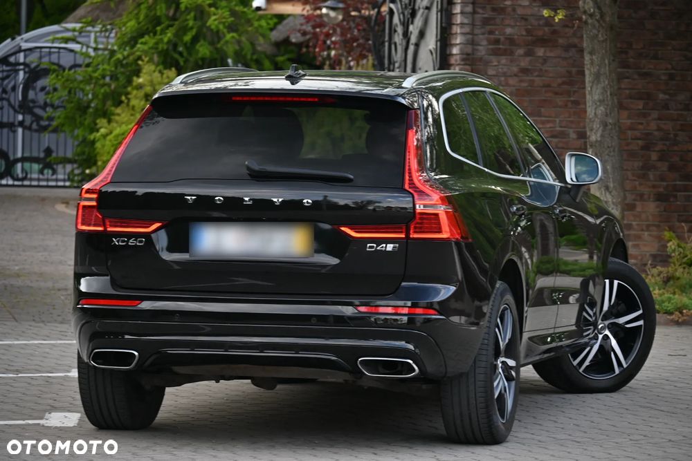 Volvo XC 60 D5 SCR AWD R-Design - 15
