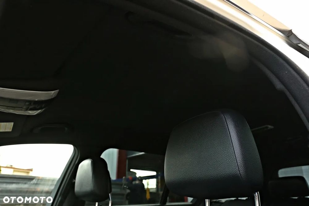 Mercedes-Benz Klasa C 220 CDI DPF Automatik Avantgarde - 30