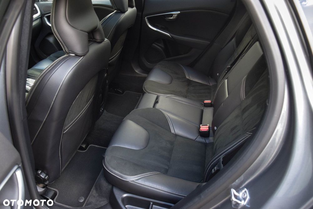 Volvo V40 - 26