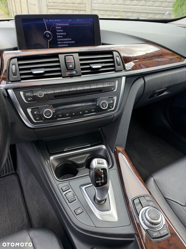 BMW Seria 3 320d Blue Performance Luxury Line - 22