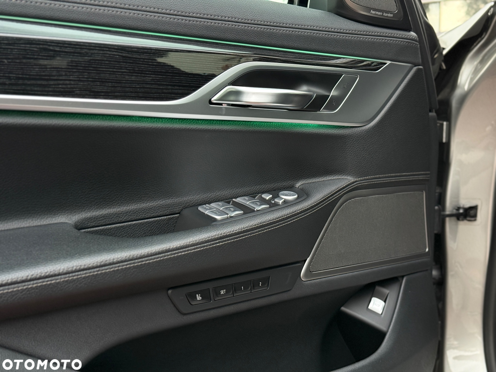 BMW Seria 7 740Li sport - 20