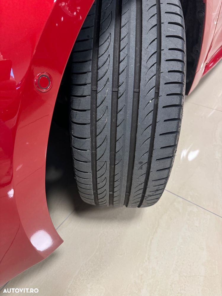 Toyota Corolla ver-2-0-hsd-gr-sport - 39