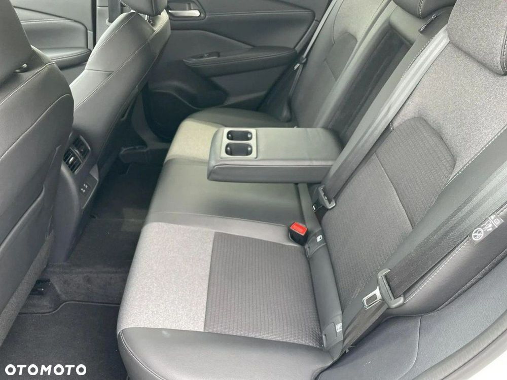 Nissan Qashqai 1.3 DIG-T mHEV N-Connecta - 14