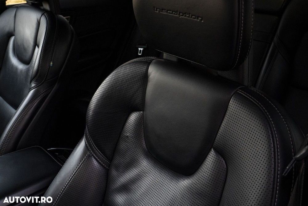 Volvo XC 60 - 33