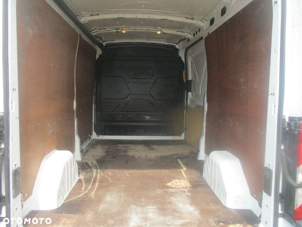 Ford Transit - 6