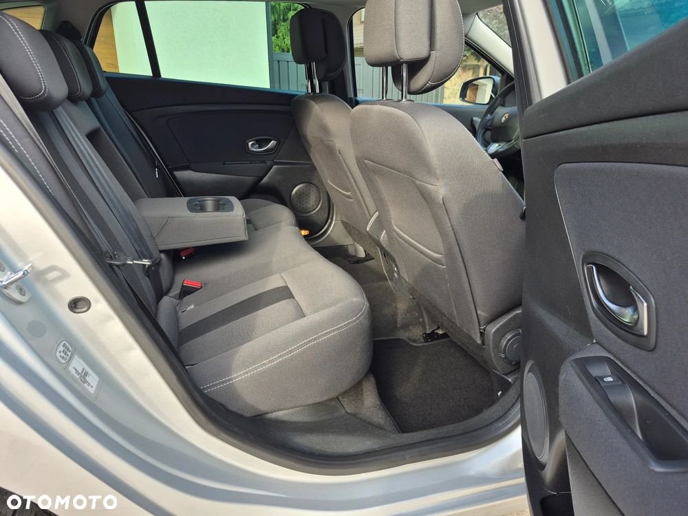 Renault Megane 1.6 16V Expression Euro5 - 21