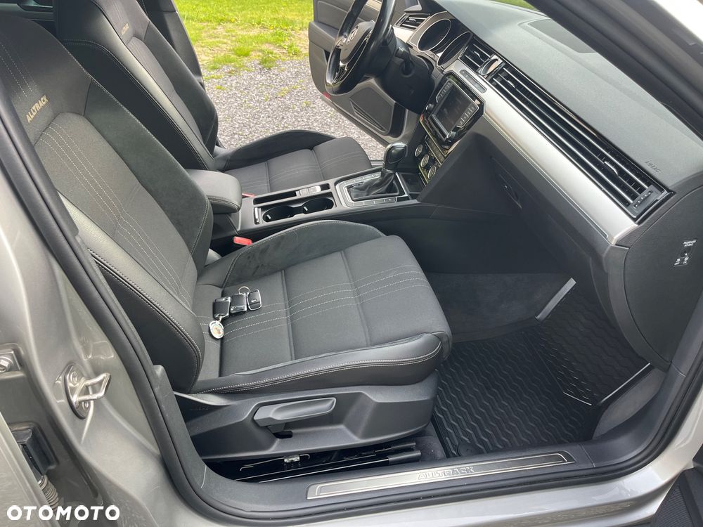 Volkswagen Passat 2.0 TDI SCR DSG Business - 14