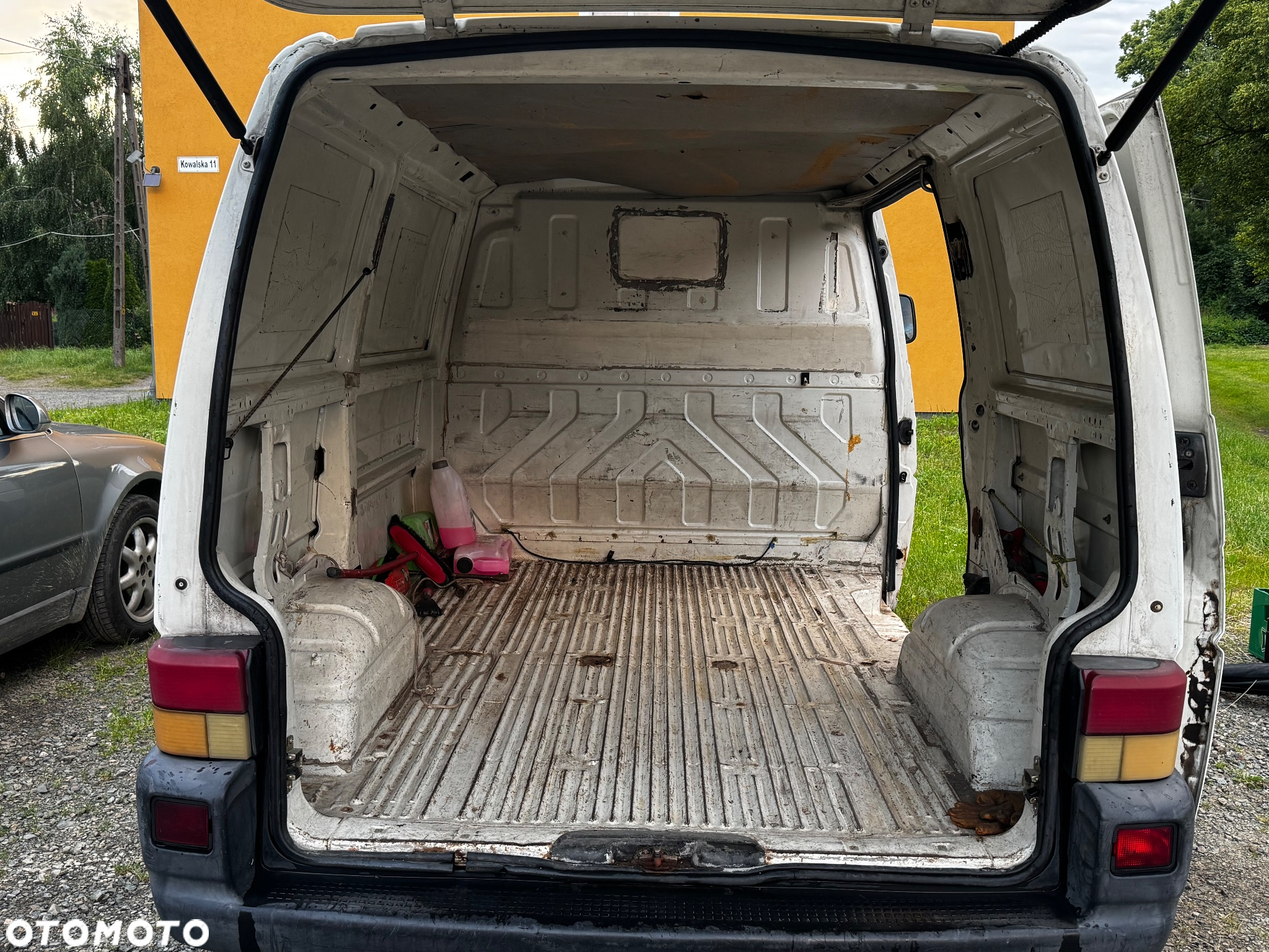 Volkswagen Transporter - 7
