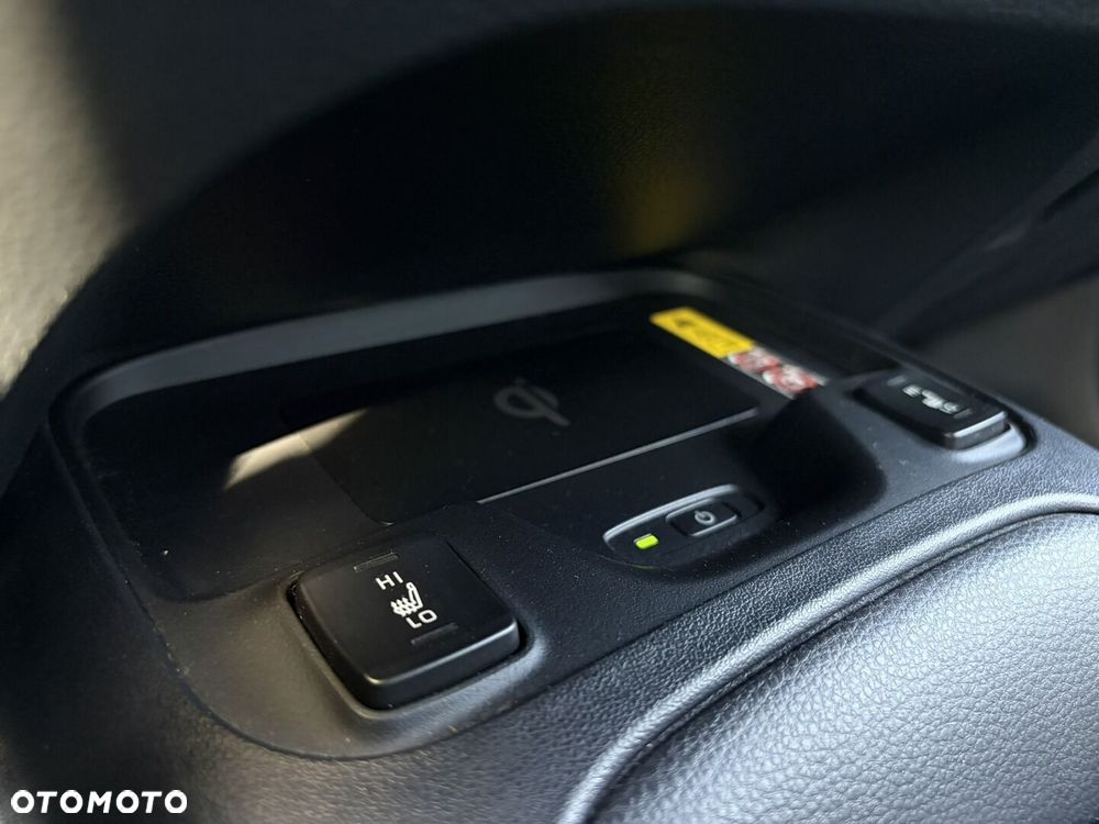 Toyota Corolla 1.8 Hybrid Comfort - 34