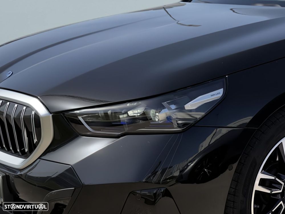 BMW 530 e Pack Desportivo M - 3