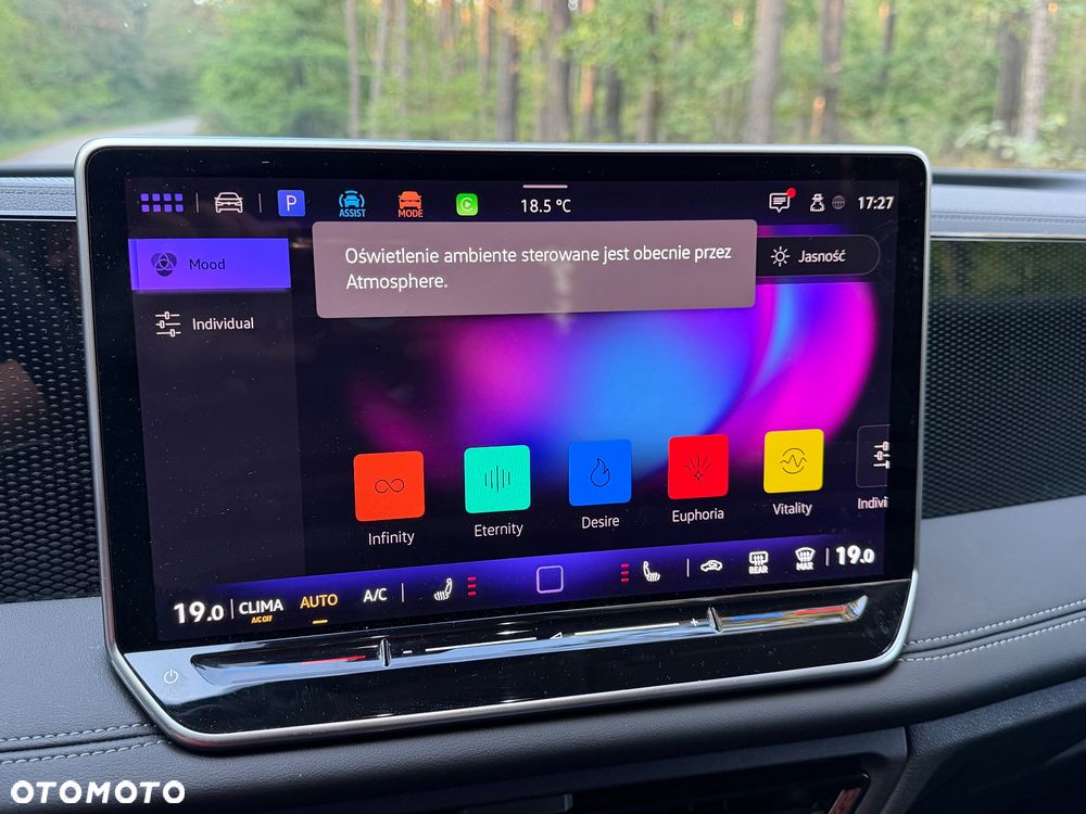 Volkswagen Tiguan 1.5 eTSI Life Plus DSG - 22