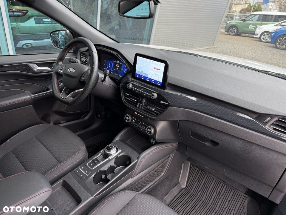 Ford Kuga - 13