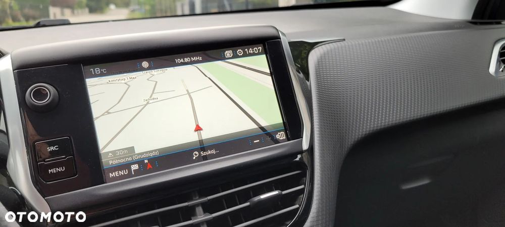 Peugeot 208 1.2 PureTech Allure - 19