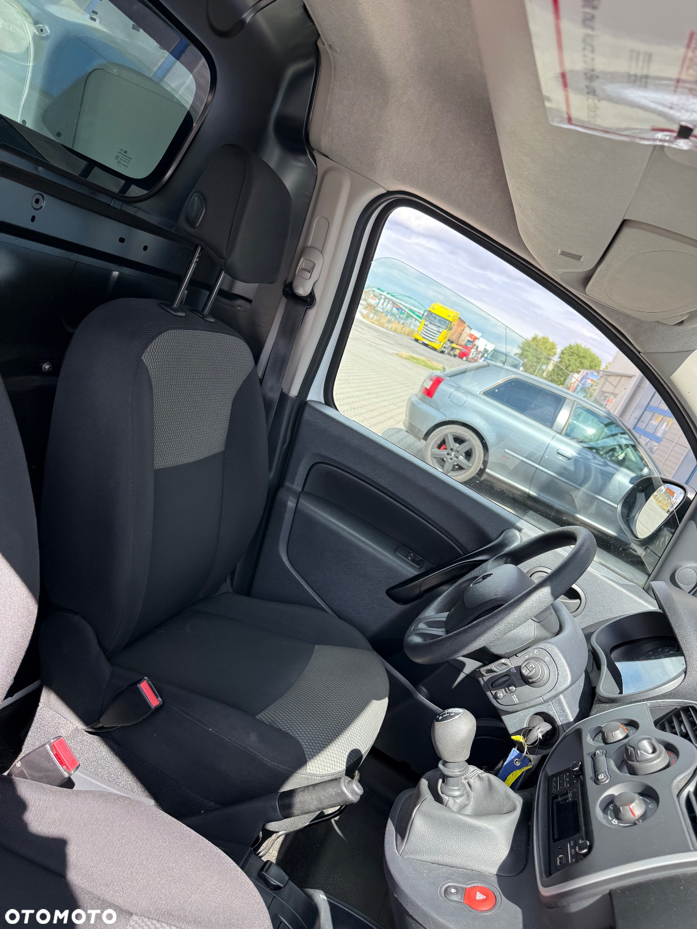 Renault Kangoo 1.5 dCi Techno - 17