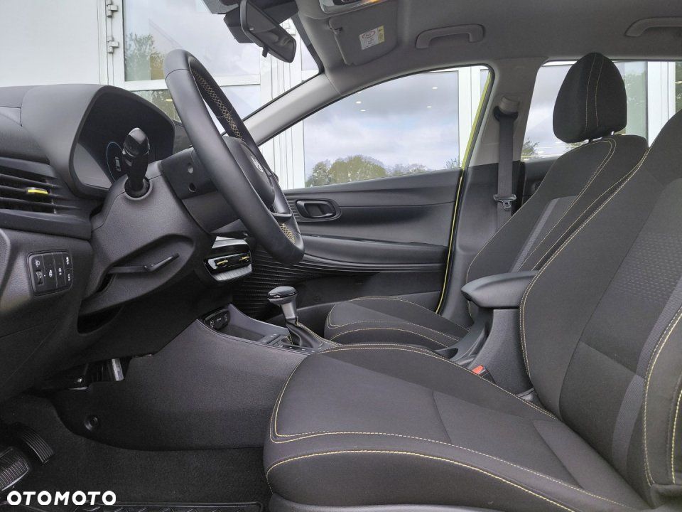 Hyundai i20 - 12