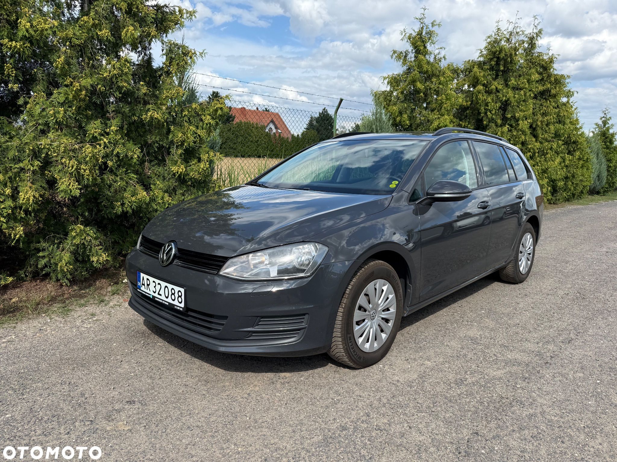 Volkswagen Golf Variant 1.6 TDI BlueMotion Technology Comfortline - 1