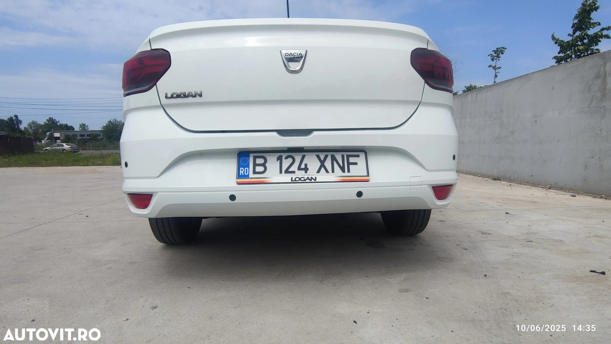 Dacia Logan TCe 90 CVT Comfort - 9