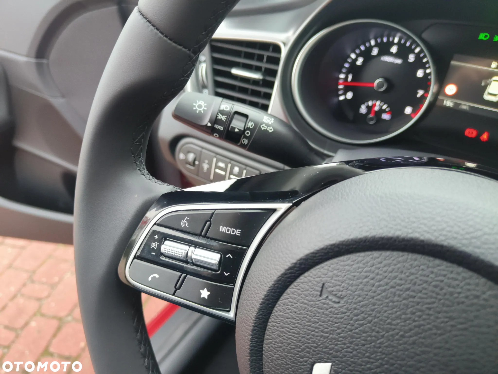 Kia Ceed 1.5 T-GDI M - 12