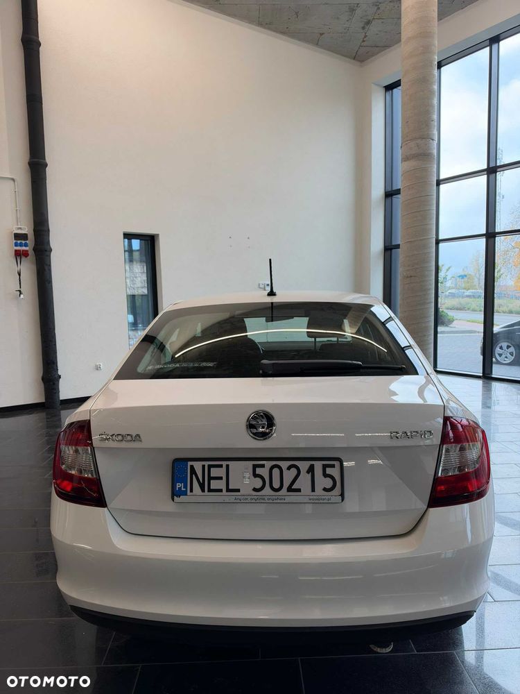 Skoda Rapid 2018 photo 4