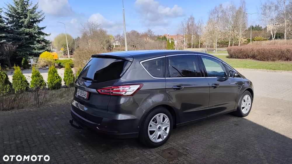 Ford S-Max 1.5 EcoBoost Titanium - 24