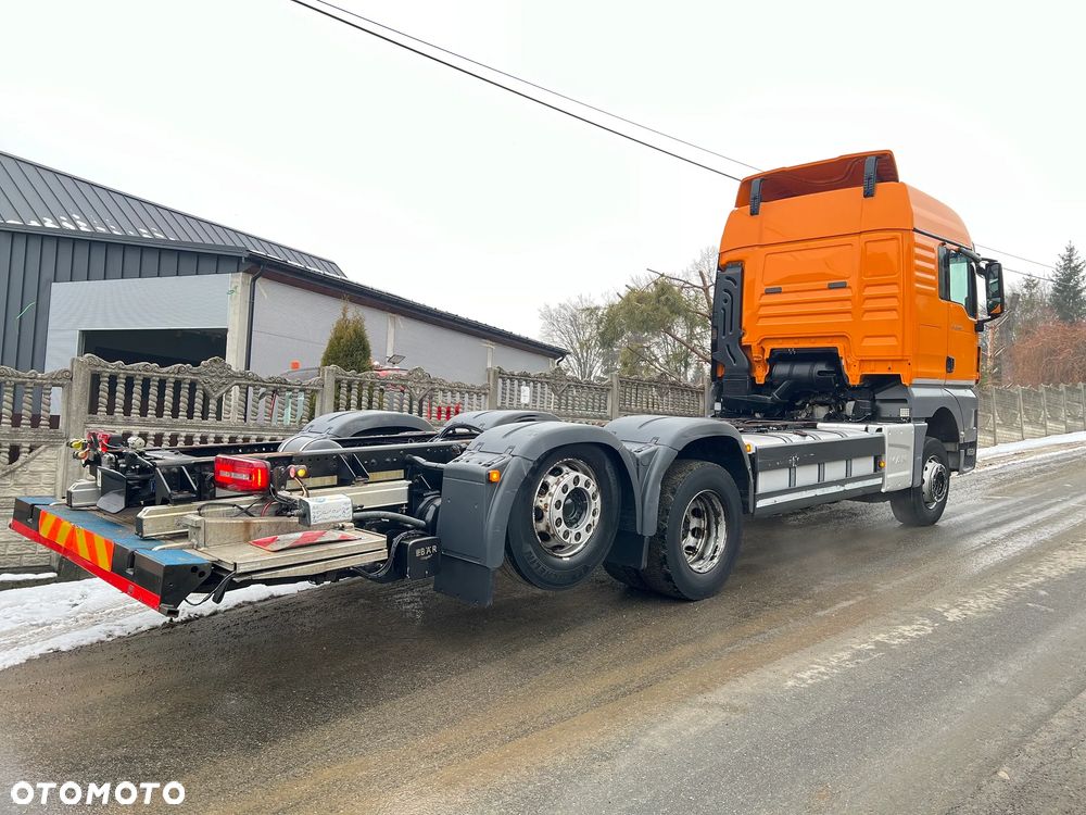 MAN TGX 26.500 * XLX * Euro 6 * INDIVIDUAL * Skrętna Oś * Poduszki Przód Tył * Winda * Rama do Zabudowy * Autolaweta * z Niemiec * Stan PERFEKCYJNY * - 15