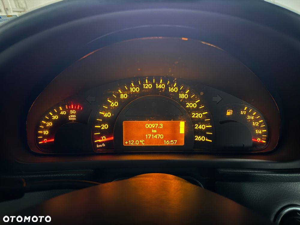 Mercedes-Benz Klasa C - 21