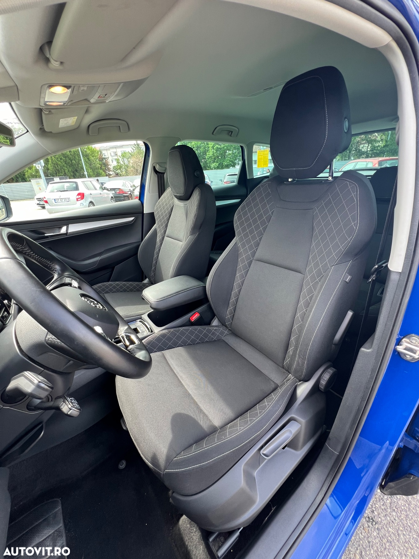 Skoda Karoq 1.6 TDI DSG Ambition - 8