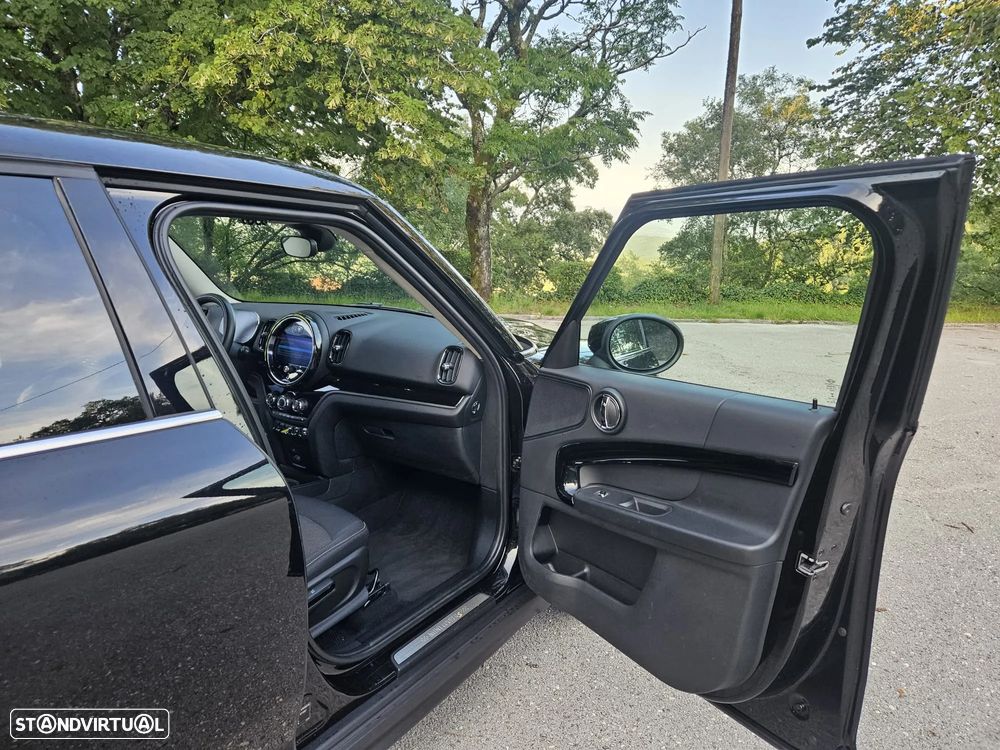 MINI Countryman Cooper SE ALL4 Auto - 7