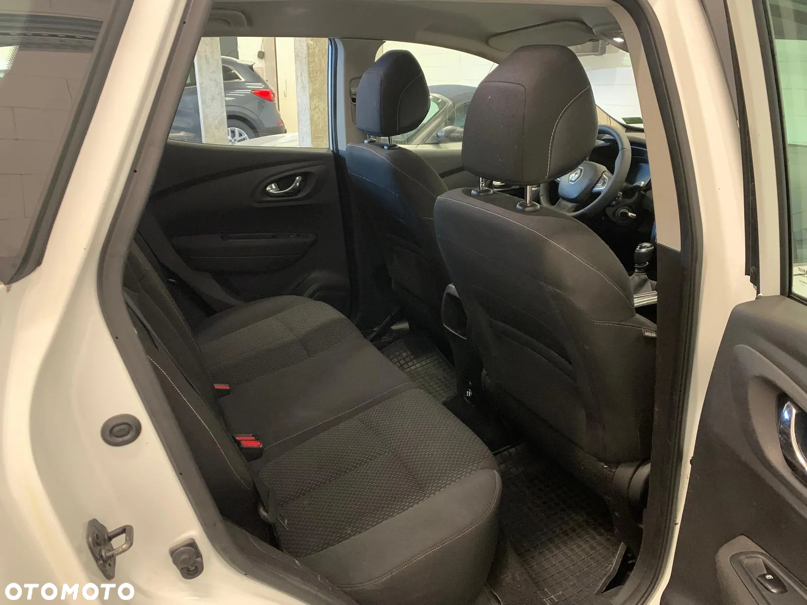 Renault Kadjar 1.2 Energy TCe Adventure - 8
